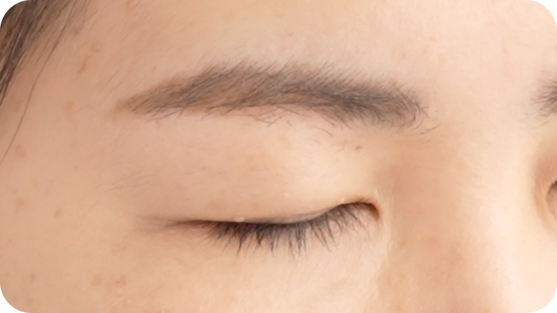 02 ブラウンベージュ